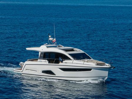 Sealine C430 image