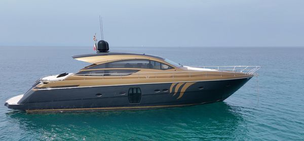 Pershing 64 image