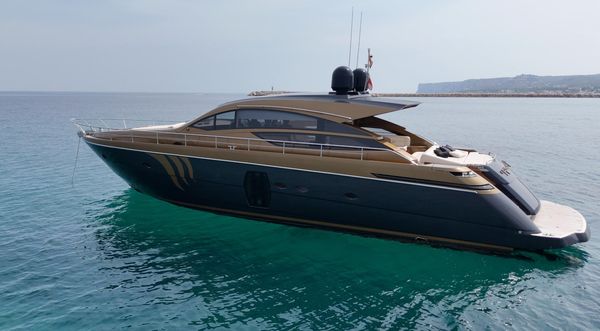 Pershing 64 image