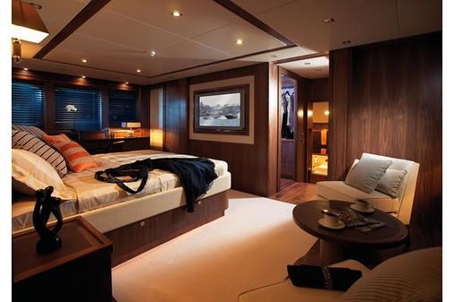 Sunseeker 37 Metre Yacht image