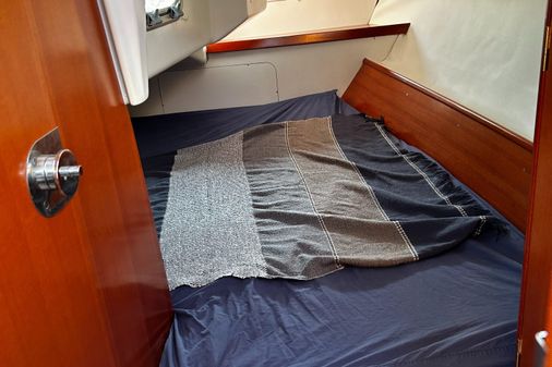 Beneteau Oceanis Clipper 323 image