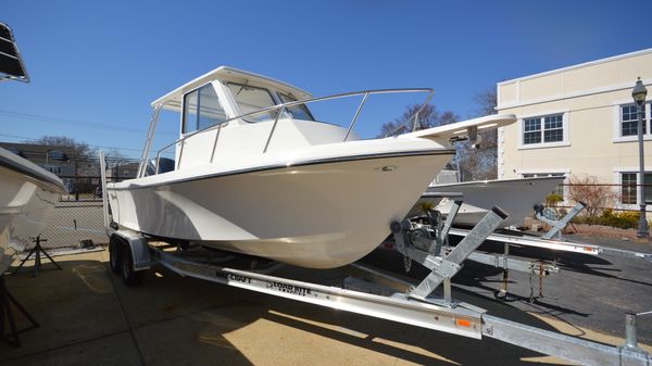 May-Craft 23 Pilothouse 