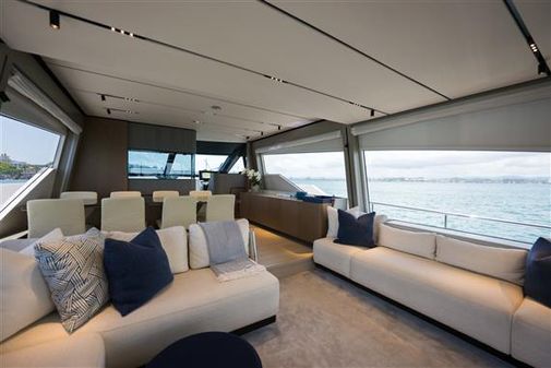 Ferretti Yachts 720 image