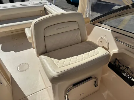 Grady-White Freedom 275 image