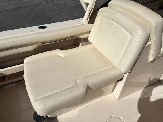 Grady-White Freedom 275 image