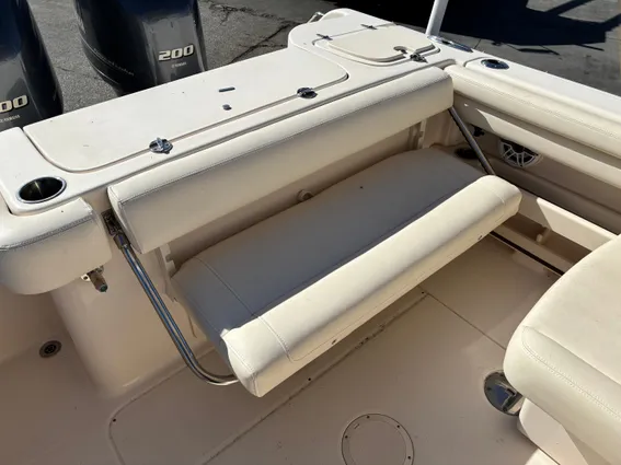 Grady-White Freedom 275 image