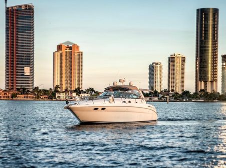 Sea Ray 380 Sundancer image