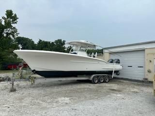 Buddy Davis 34 Center Console 