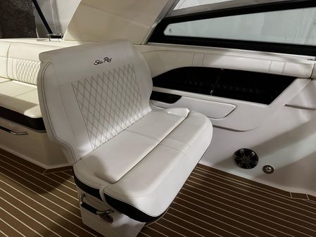 Sea Ray 400 SLX image