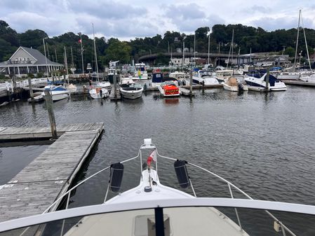 Carver 326-AFT-CABIN-MOTOR-YACHT image