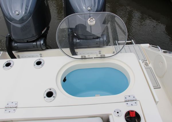 Cobia 301-CENTER-CONSOLE image