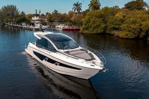 Sunseeker Predator 65 image