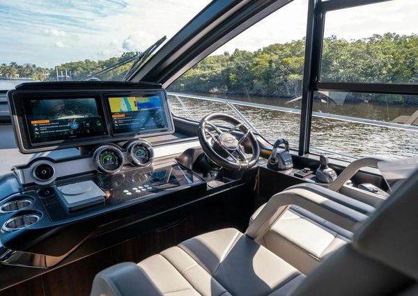 Sunseeker Predator 65 image