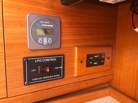 Catalina 425 image