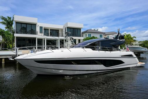 Sunseeker Predator 60 EVO image