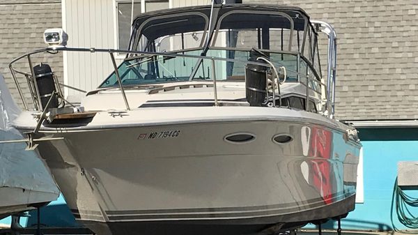 Sea Ray 300 Sundancer 