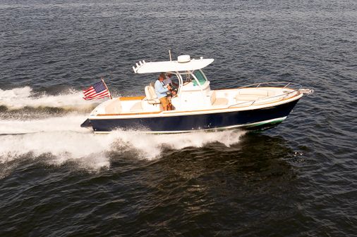 Hunt Yachts 25 CC image