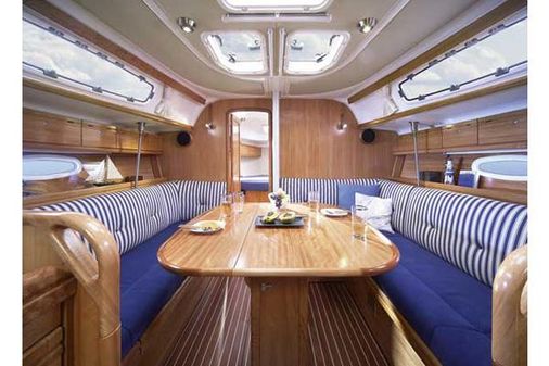 Bavaria 38 Cruiser image