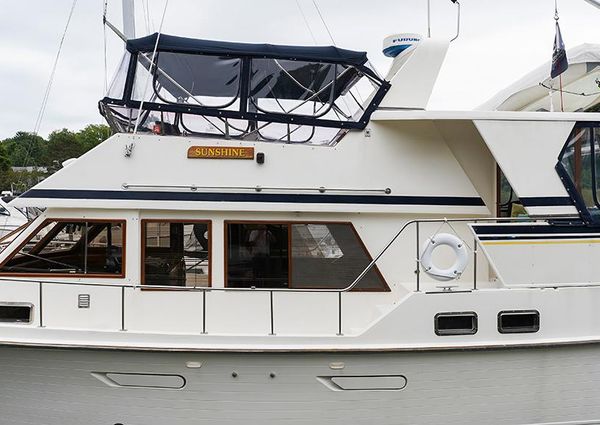 Marine Trader Tradewinds 47 image