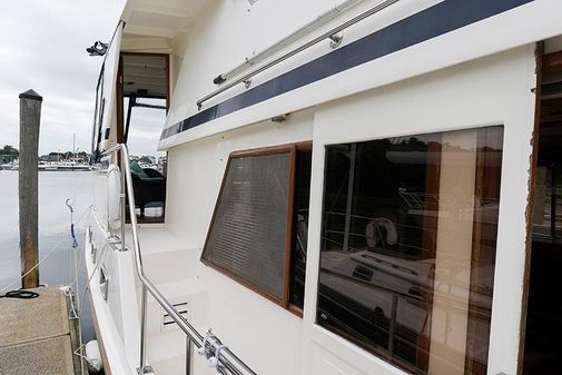 Marine Trader Tradewinds 47 image