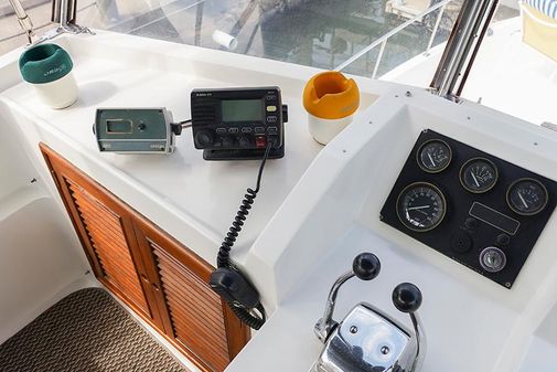 Marine Trader Tradewinds 47 image