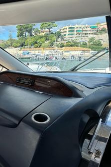 Princess Yachts V65 image