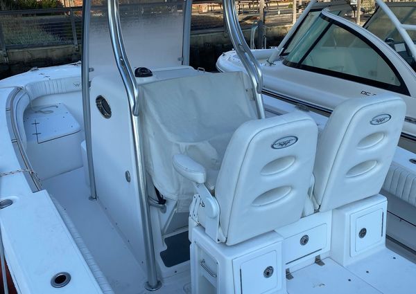 Southport 27-CENTER-CONSOLE image