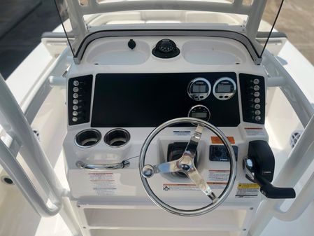 Robalo 226 Cayman image