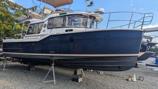 Ranger Tugs R-298