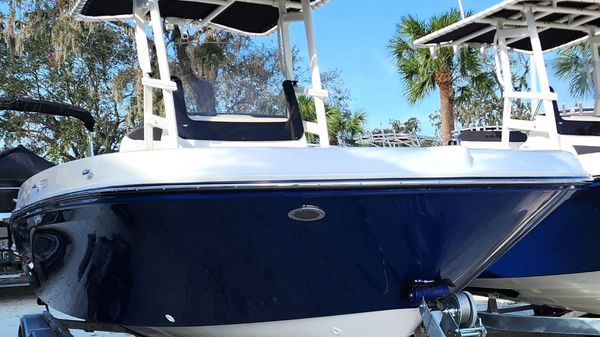 Bayliner Trophy T22CC