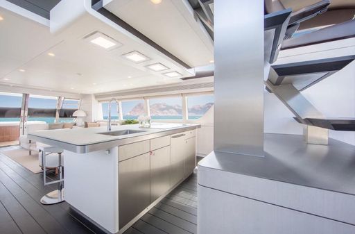 Van der Valk Raised Pilothouse 26m image