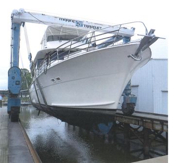 Hatteras 77 Cockpit Motor Yacht image