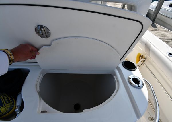 Boston-whaler 320-OUTRAGE image