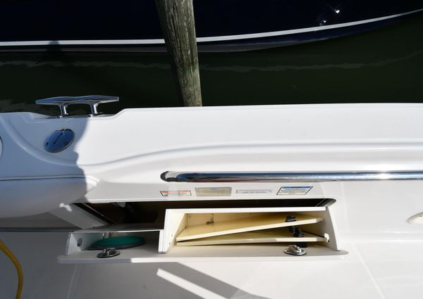 Boston-whaler 320-OUTRAGE image