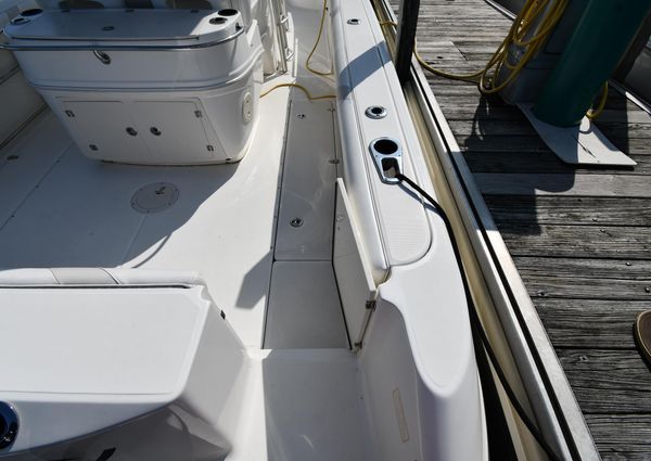 Boston-whaler 320-OUTRAGE image