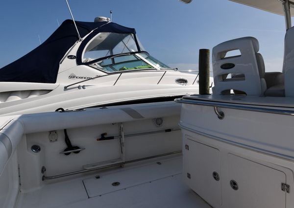 Boston-whaler 320-OUTRAGE image