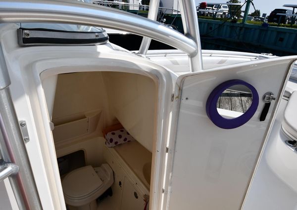 Boston-whaler 320-OUTRAGE image