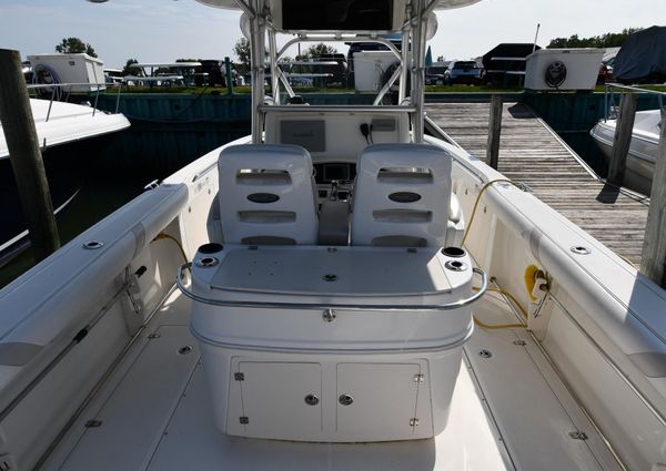 Boston-whaler 320-OUTRAGE image