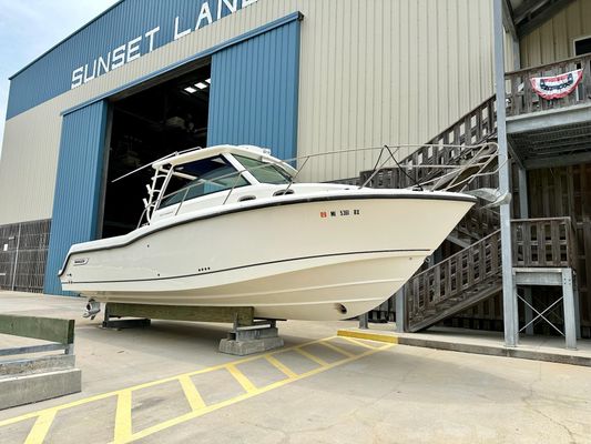 Boston-whaler 315-CONQUEST - main image