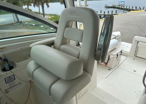 Boston-whaler 315-CONQUEST image