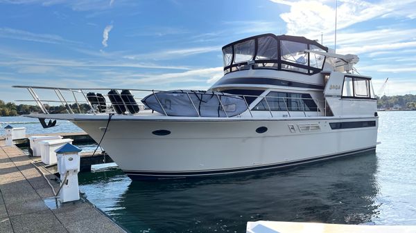 Carver 48 Californian