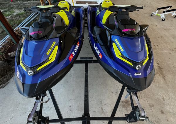 Sea-Doo Wake Pro 230 image