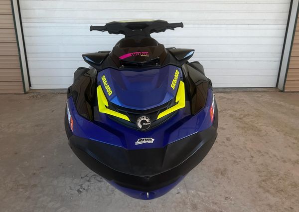 Sea-Doo Wake Pro 230 image