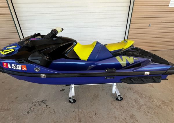 Sea-Doo Wake Pro 230 image