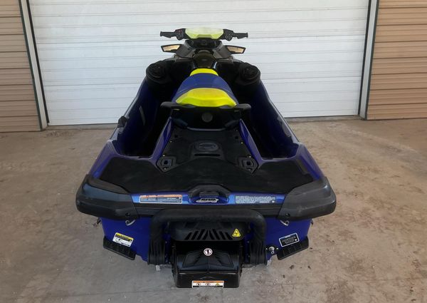 Sea-Doo Wake Pro 230 image