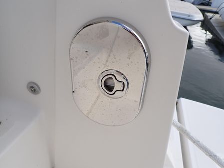 Sea Ray 510 Fly image