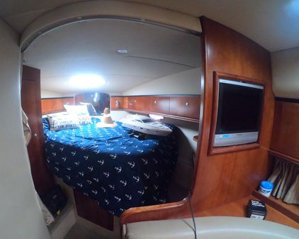 Cruisers-yachts 340-EXPRESS image