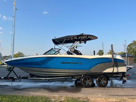 Mastercraft NXT24 image