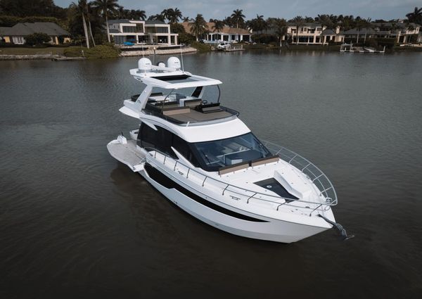 Galeon 500 Fly image