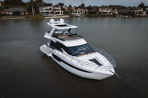 Galeon 500 Fly image